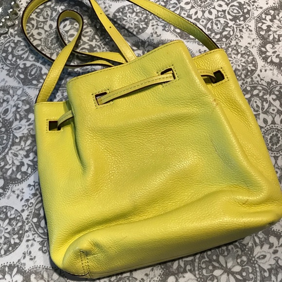 Kate Spade Lime Green Yellow Cross Body Bag - Picture 2 of 3